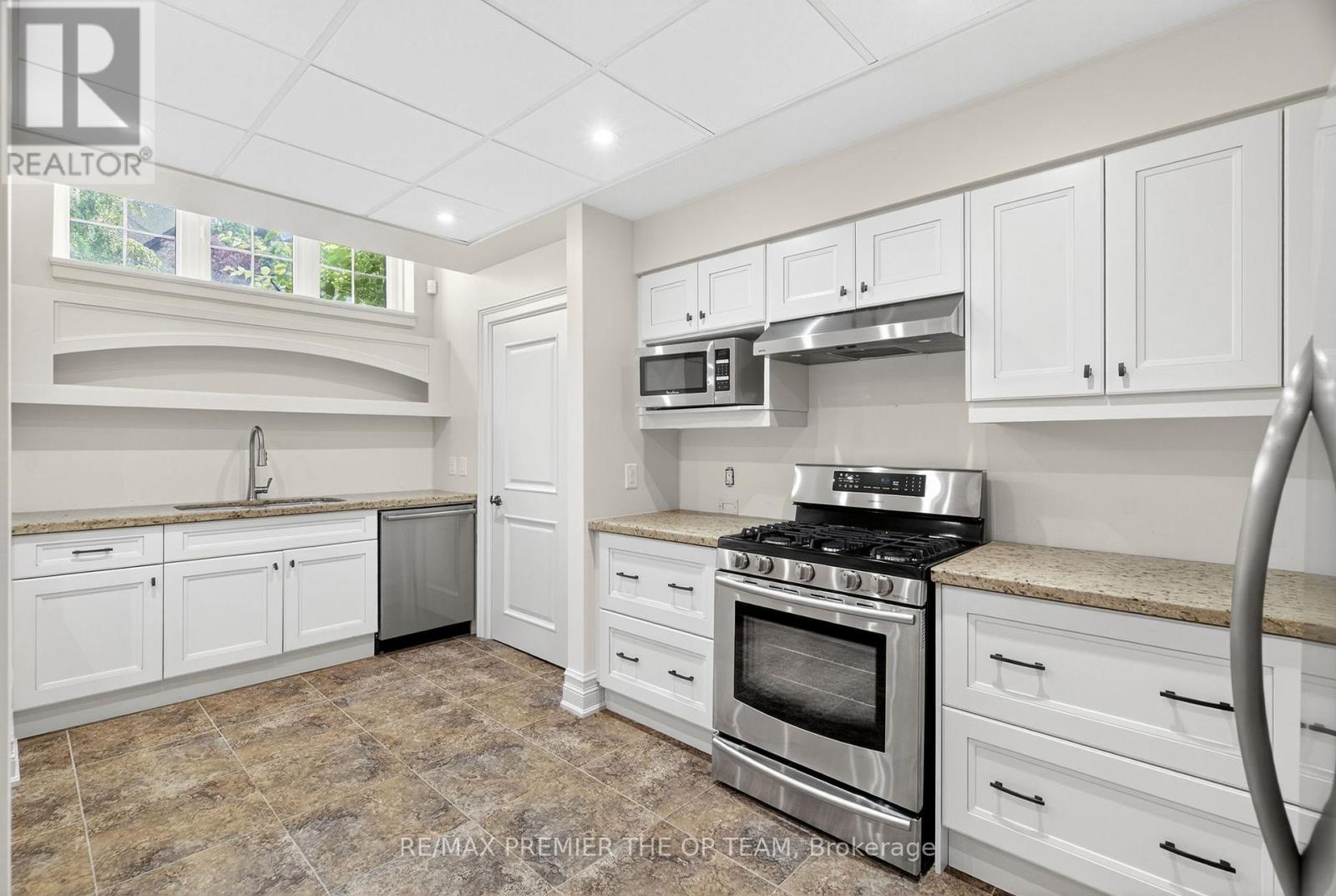 24 Grand Vellore Crescent, Vaughan, Ontario  L4H 0N8 - Photo 32 - N13151178