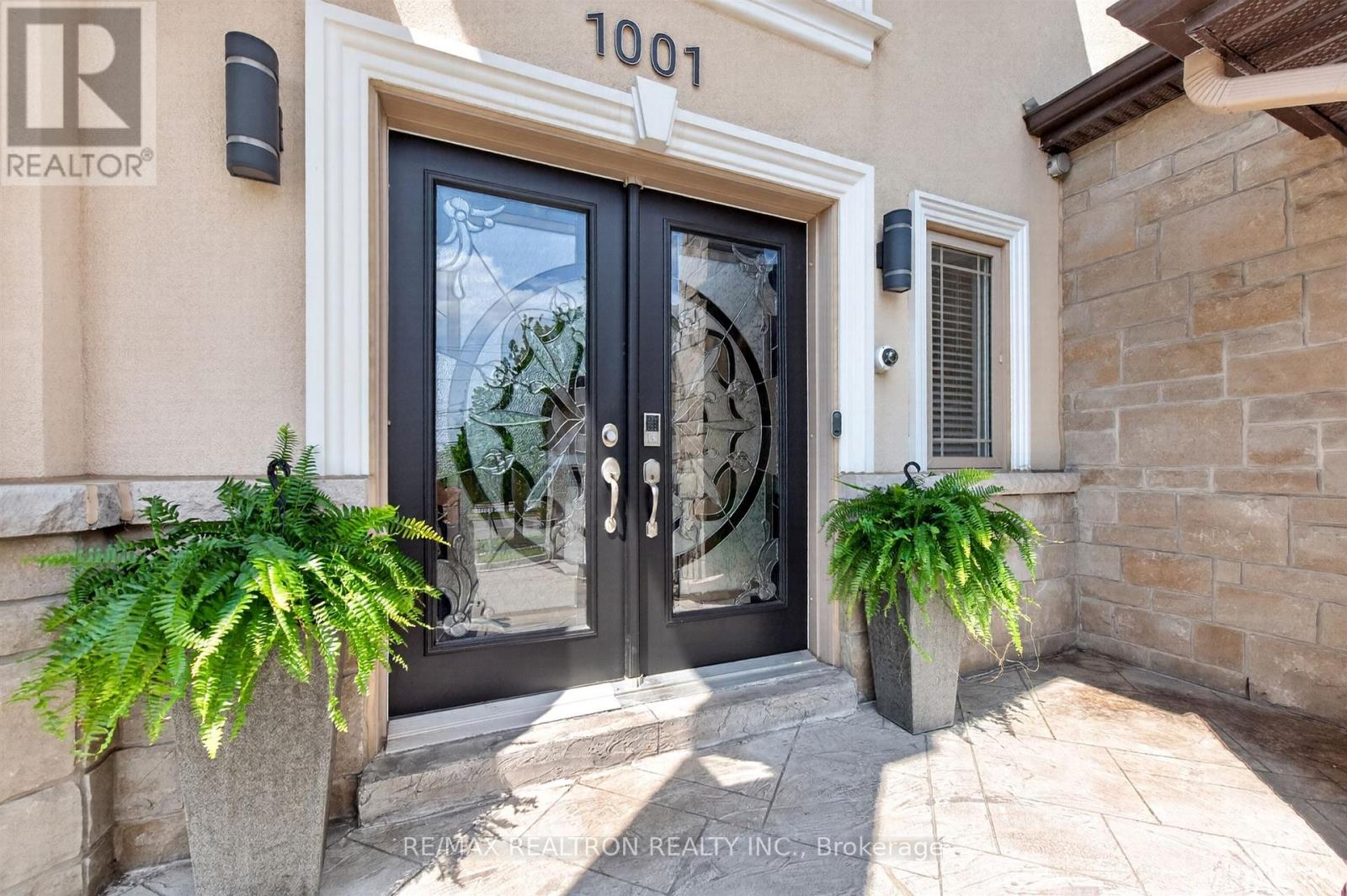 1001 Gorham Street, Newmarket, Ontario  L3Y 5G9 - Photo 5 - N13151226