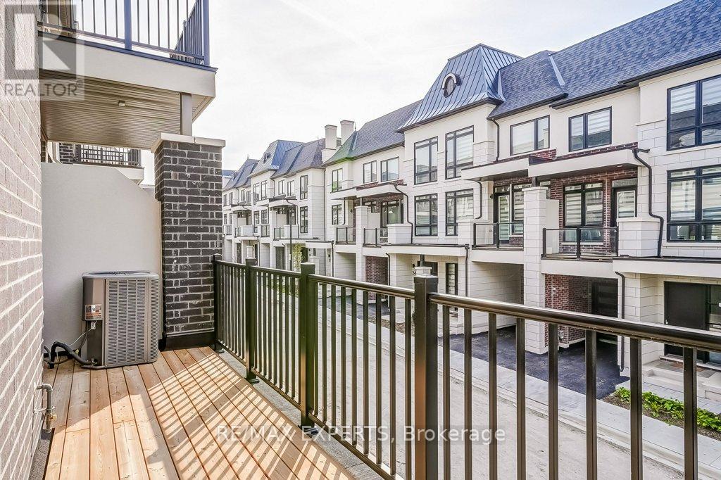 14a Mccachen Street, Richmond Hill, Ontario  L4E 2X5 - Photo 15 - N13151256
