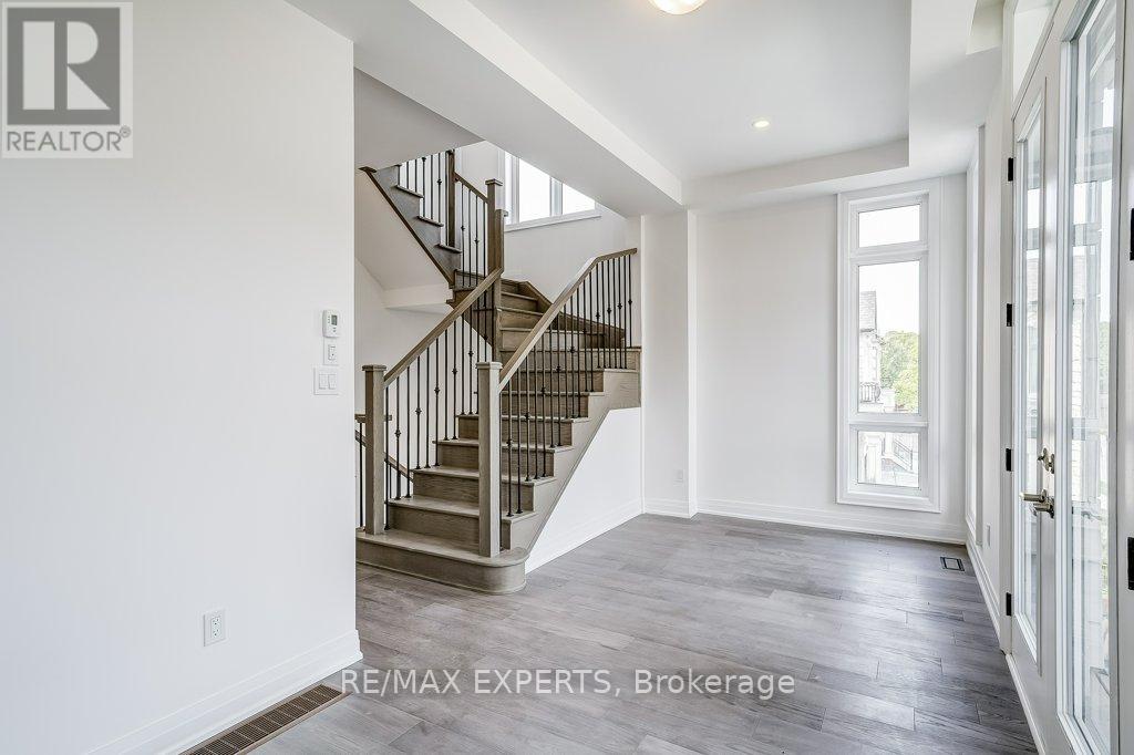 14a Mccachen Street, Richmond Hill, Ontario  L4E 2X5 - Photo 19 - N13151256