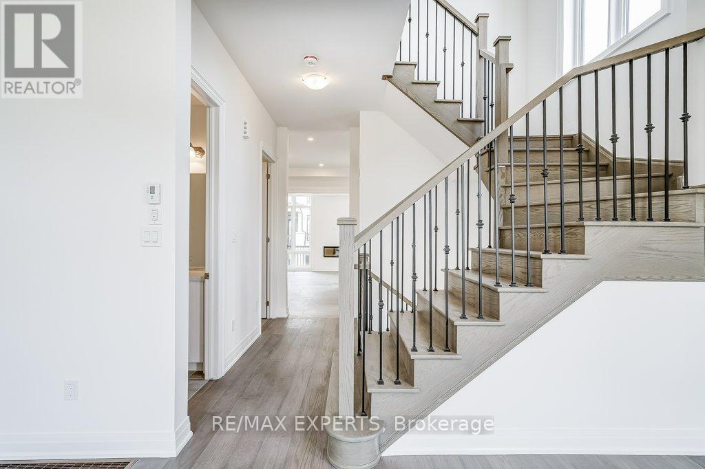 14a Mccachen Street, Richmond Hill, Ontario  L4E 2X5 - Photo 20 - N13151256