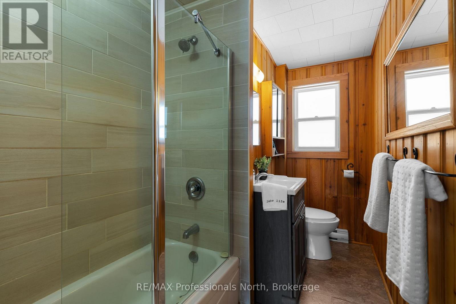 2220 60 Highway, Lake Of Bays, Ontario P1H 2J6 - Photo 17 - X12929968
