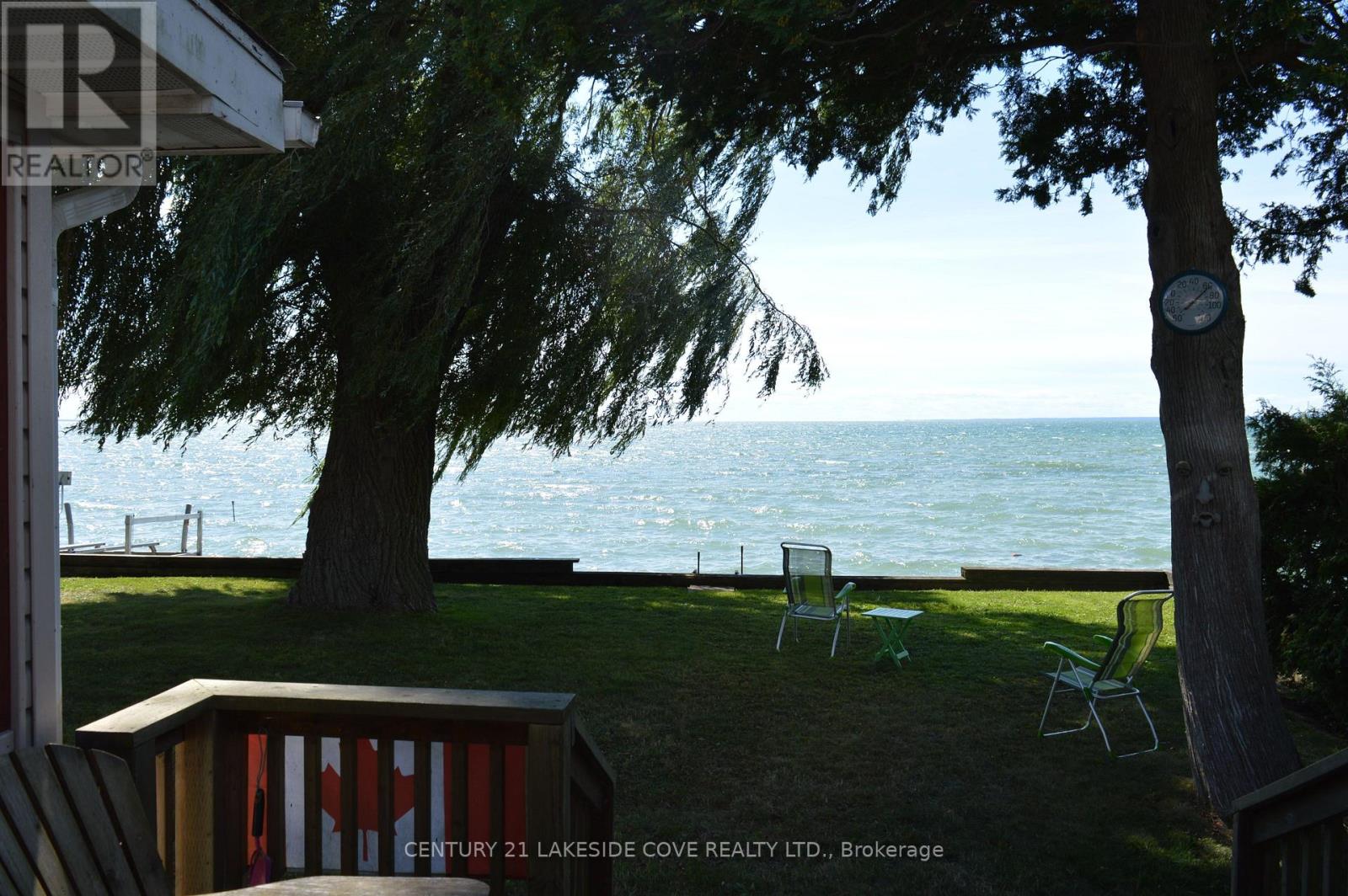 2592 Lakeshore Drive, Ramara (Brechin), Ontario  L0K 1B0 - Photo 10 - S13151184