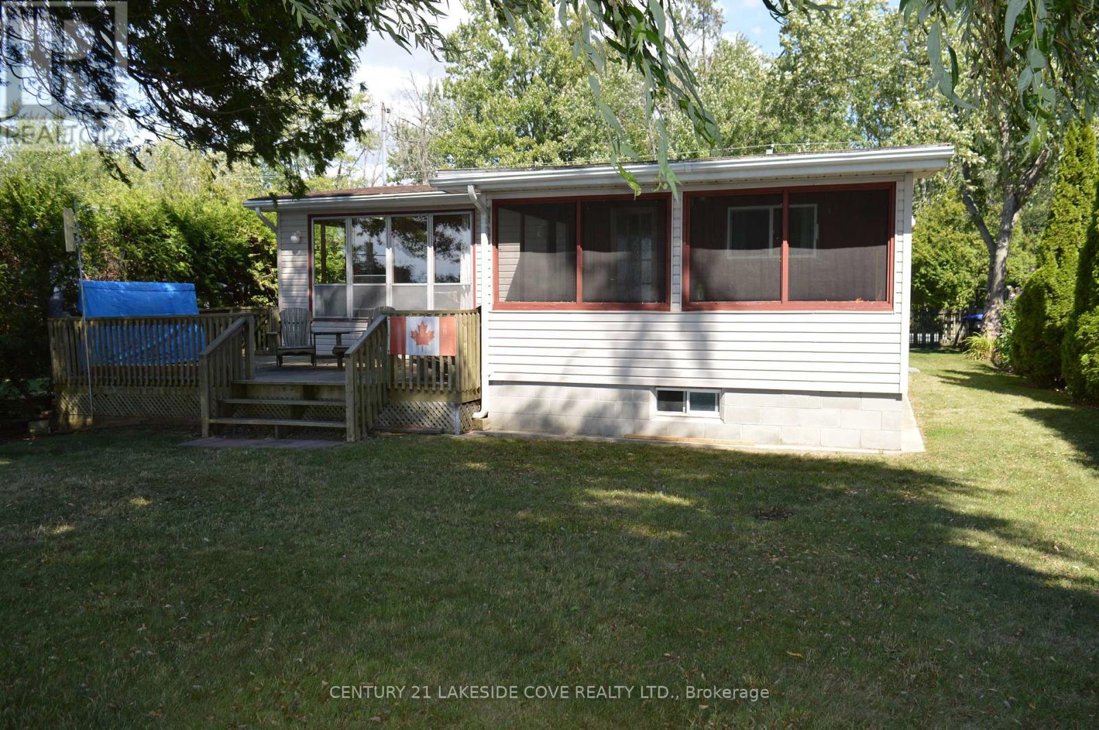 2592 Lakeshore Drive, Ramara (Brechin), Ontario  L0K 1B0 - Photo 5 - S13151184