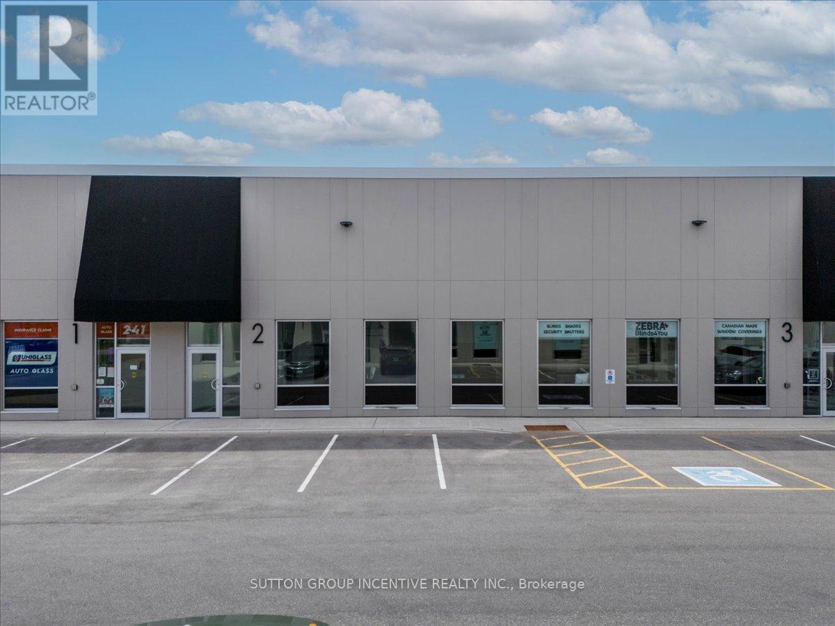2 - 241 King Street, Barrie, Ontario  L4N 6B5 - Photo 1 - S13151378