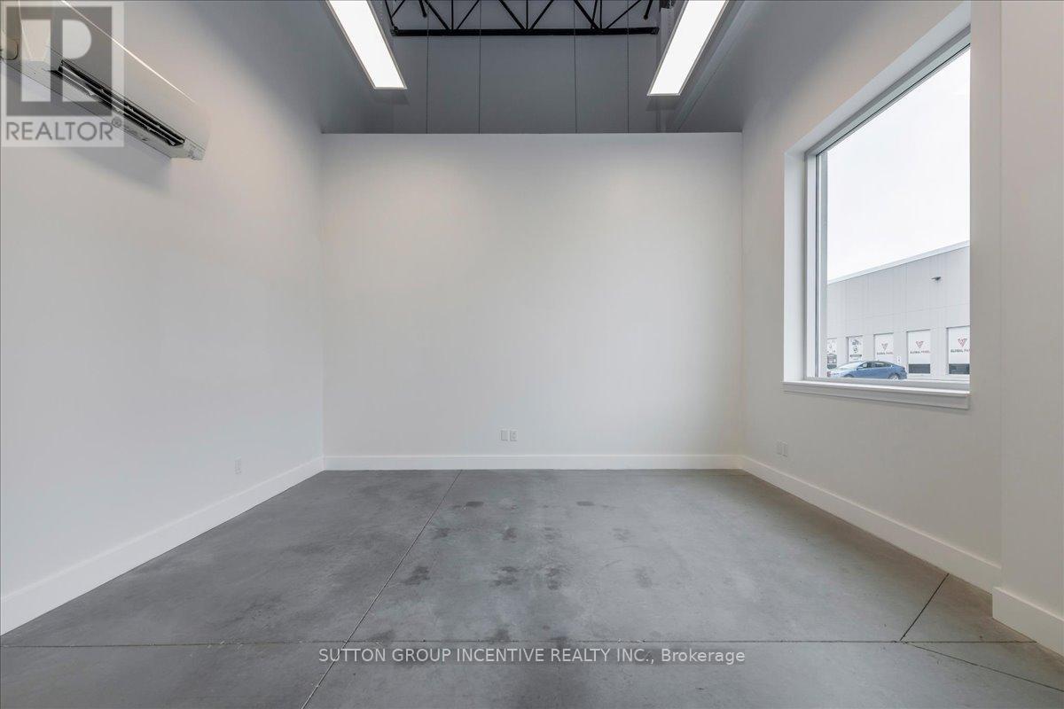 2 - 241 King Street, Barrie, Ontario  L4N 6B5 - Photo 6 - S13151378