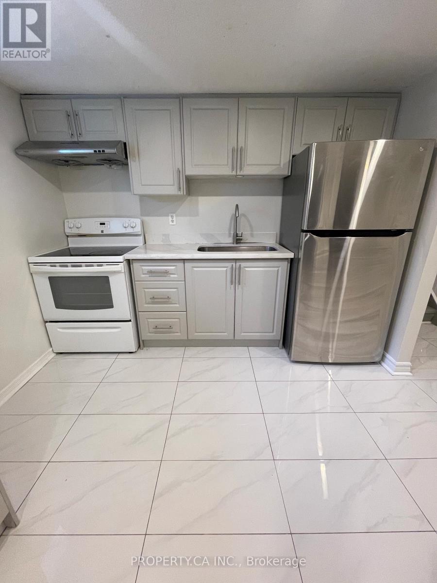66 ARDGOWAN CRESCENT, Toronto, Ontario