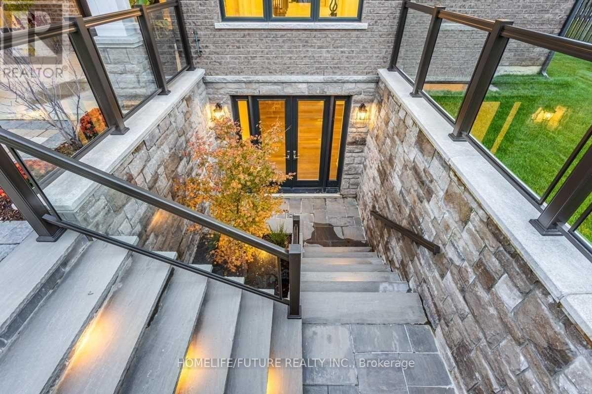 65 Chatelaine Drive, Markham, Ontario  L3S 3W7 - Photo 12 - N13146094
