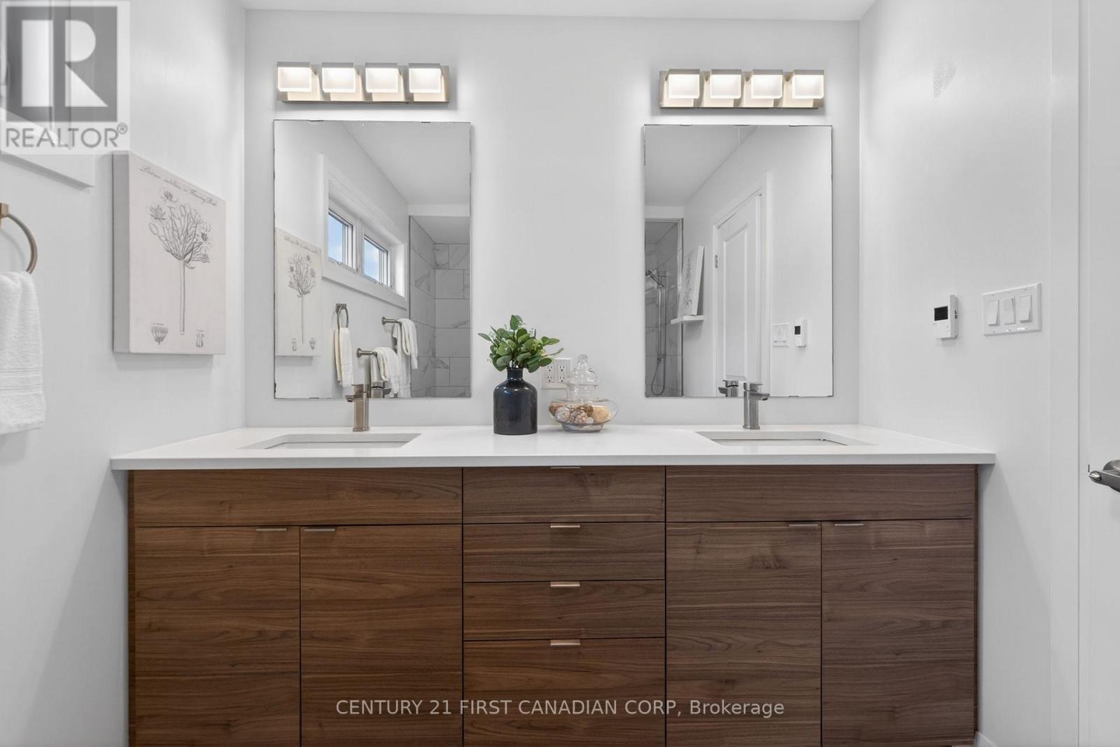 1322 Red Pine Crossing, London North, Ontario  N6G 0W1 - Photo 31 - X13150558