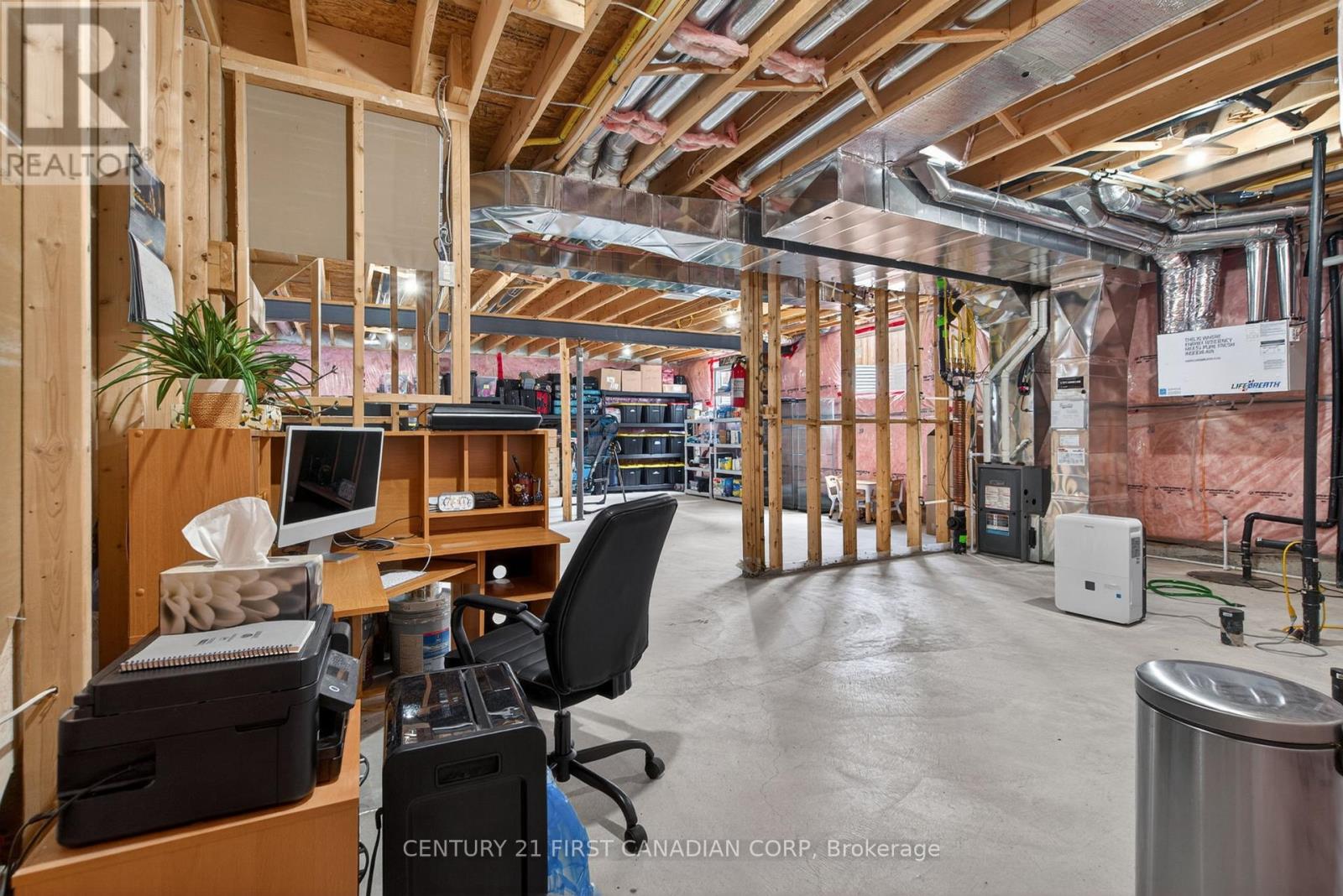 1322 Red Pine Crossing, London North, Ontario  N6G 0W1 - Photo 38 - X13150558