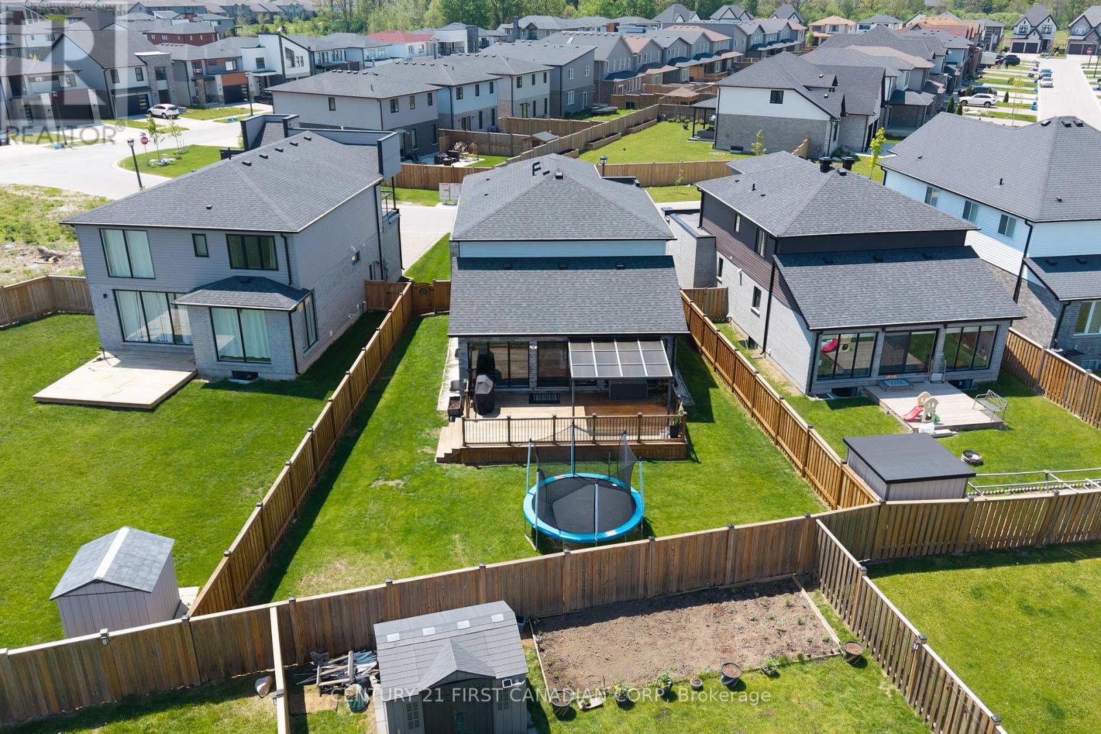 1322 Red Pine Crossing, London North, Ontario  N6G 0W1 - Photo 49 - X13150558