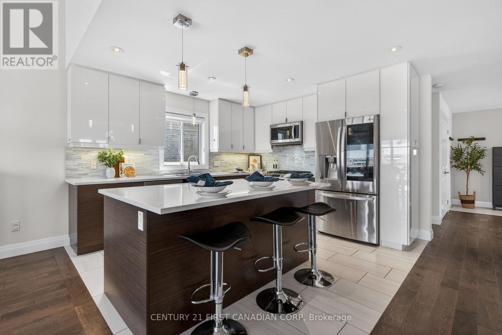 1322 Red Pine Crossing, London North, Ontario  N6G 0W1 - Photo 8 - X13150558