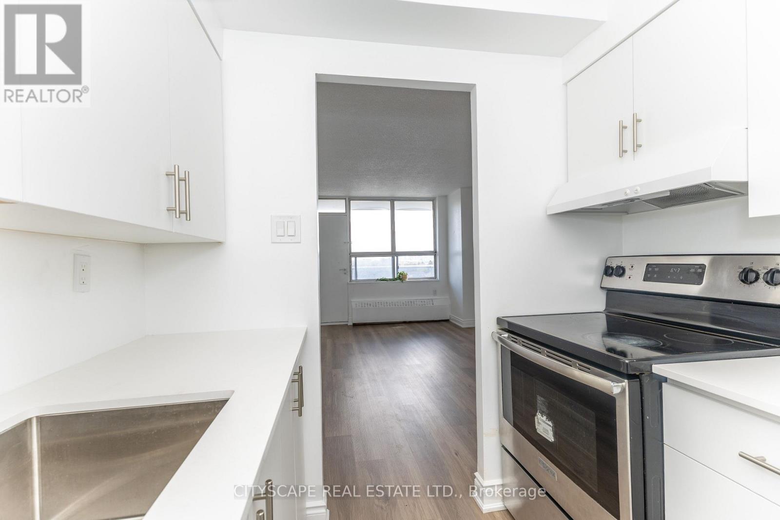 1005 - 940 Caledonia Road, Toronto, Ontario  M6B 3Y4 - Photo 14 - W13151100