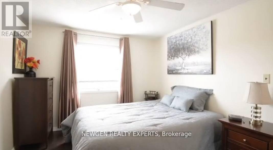 11 Lawrence Crescent, Brampton, Ontario  L6W 2P2 - Photo 9 - W13151142