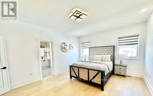 469 Threshing Mill Boulevard, Oakville, Ontario  L6H 0T3 - Photo 30 - W13151166