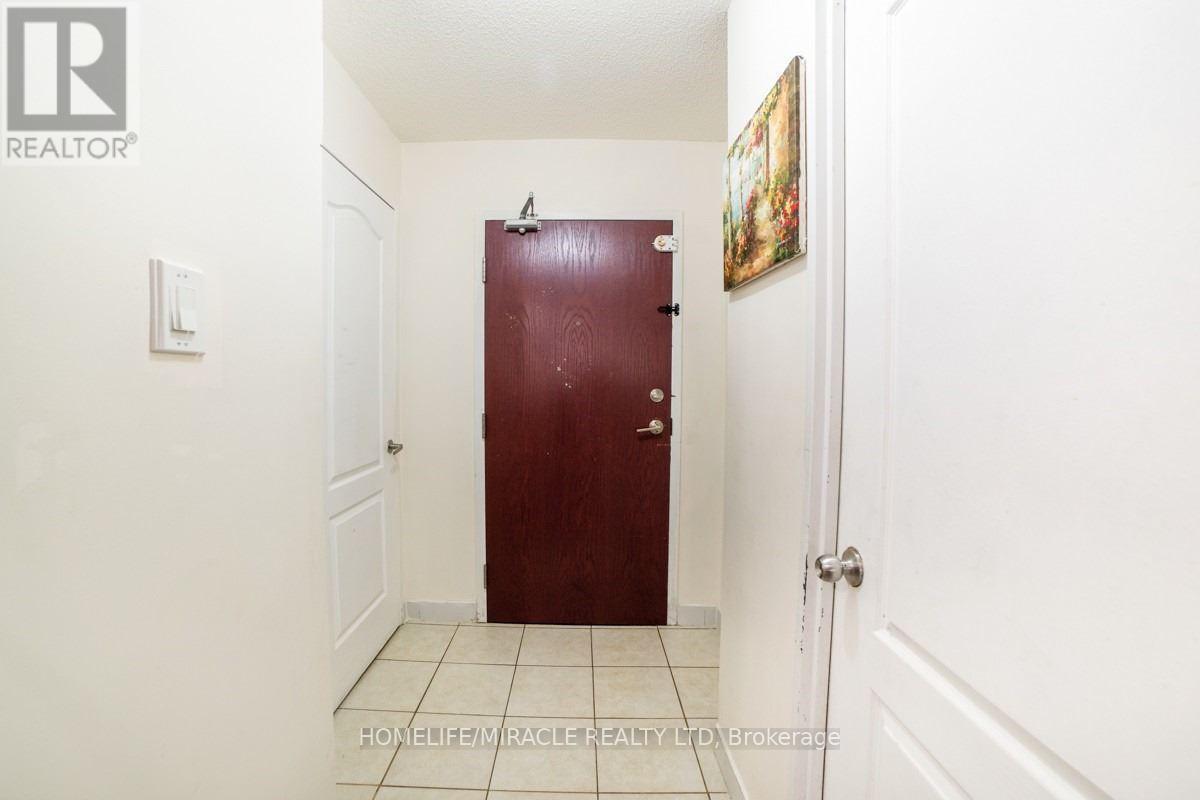 414 - 7405 Goreway Drive, Mississauga, Ontario  L4T 0A3 - Photo 5 - W13151260