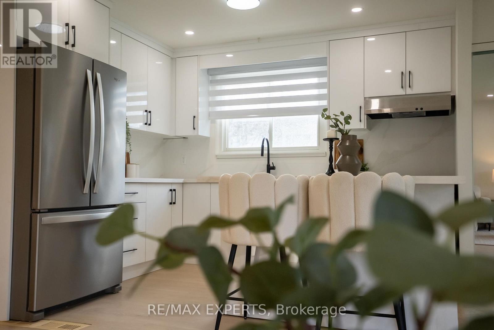 27 Fallingdale Crescent, Brampton, Ontario  L6T 3J5 - Photo 13 - W13151276