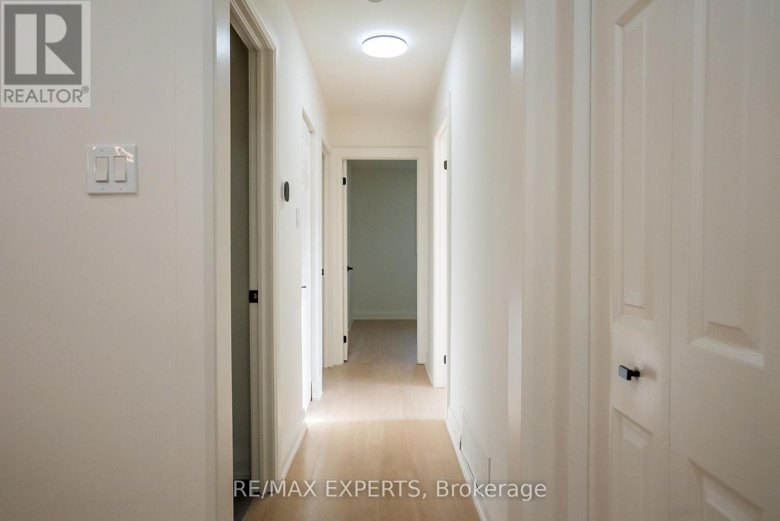 27 Fallingdale Crescent, Brampton, Ontario  L6T 3J5 - Photo 14 - W13151276