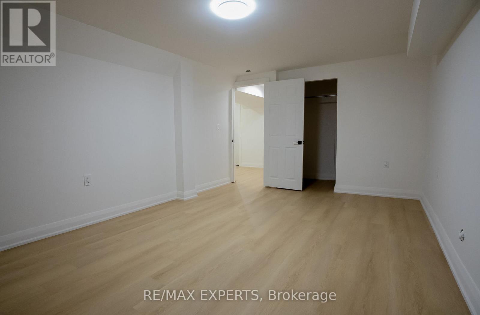 27 Fallingdale Crescent, Brampton, Ontario  L6T 3J5 - Photo 35 - W13151276