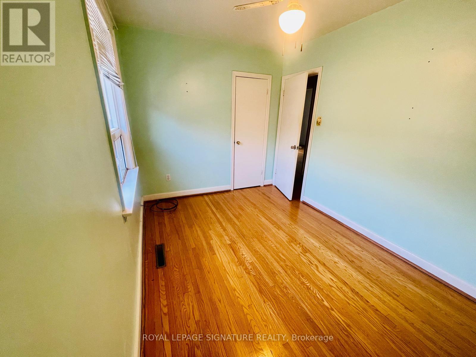 7 Placid Road, Toronto, Ontario  M8Z 4A3 - Photo 10 - W13151300