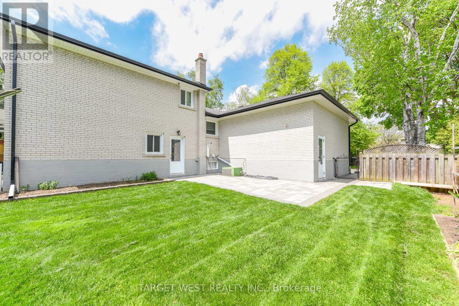 1443 Saginaw Crescent, Mississauga, Ontario  L5H 1X4 - Photo 18 - W13151344