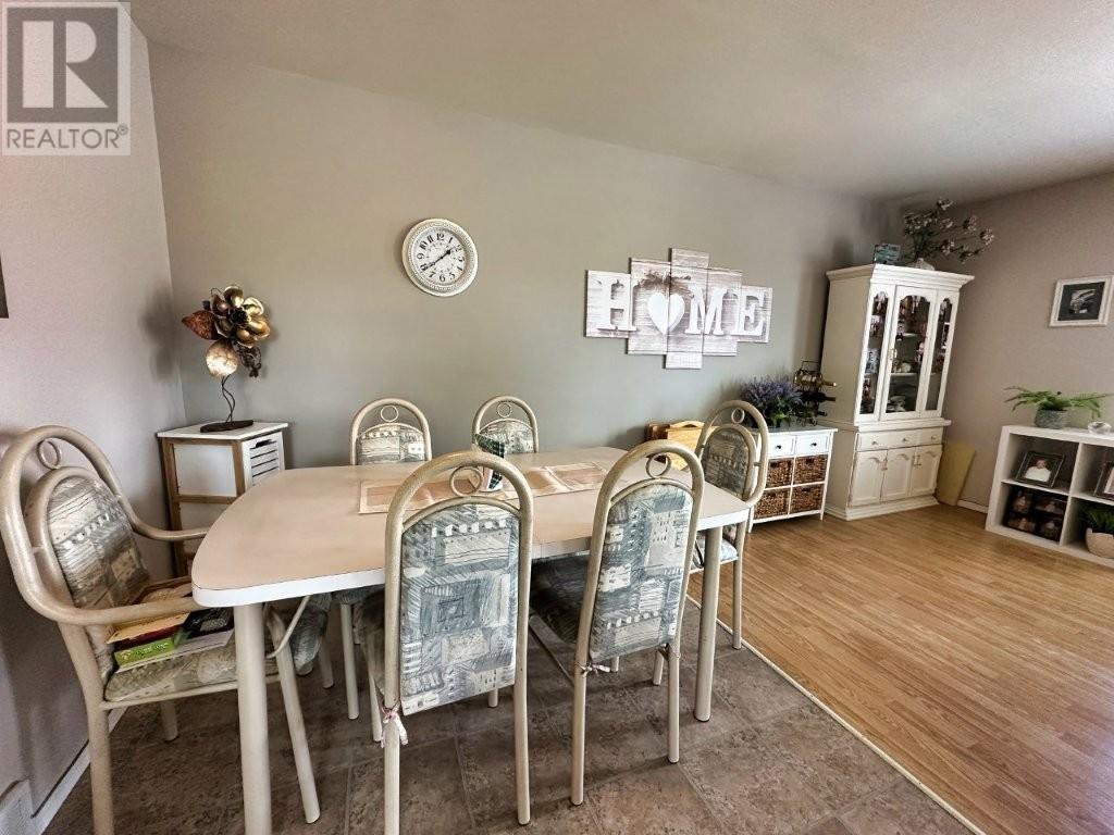 851 & 853 Newport Ave, Thunder Bay, Ontario  P7A 6K1 - Photo 7 - TB2601096