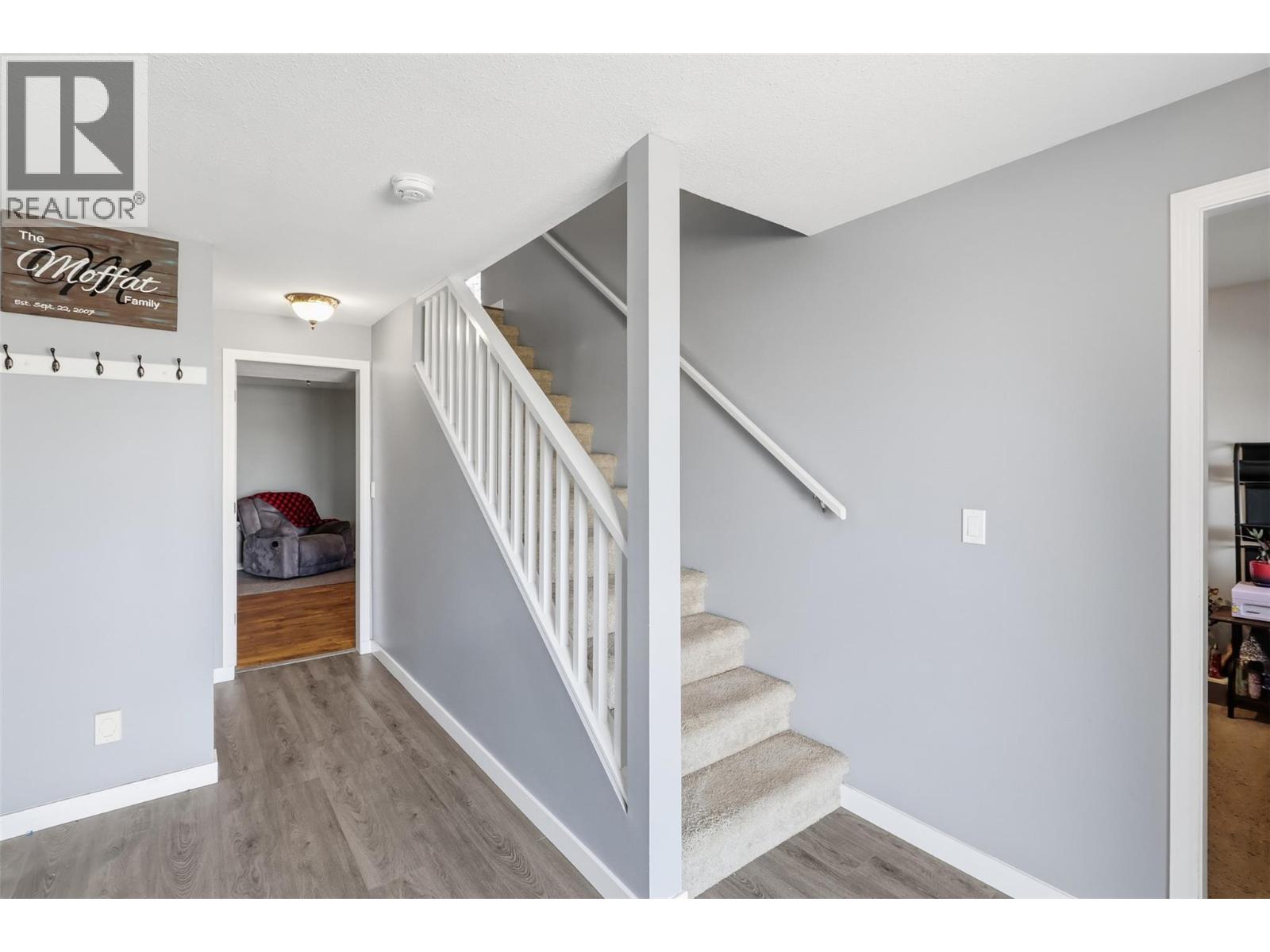 2164 Garymede Drive, Kamloops, British Columbia  V1S 1N9 - Photo 3 - 10383083