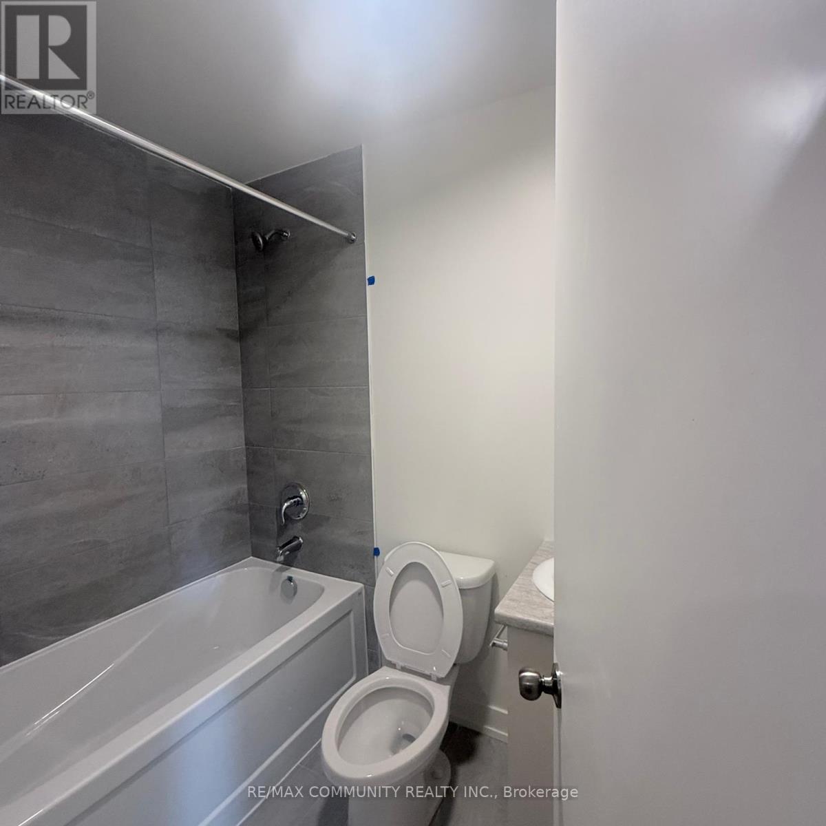 320b - 16 Melbourne Avenue, St. Catharines, Ontario  L2P 3J8 - Photo 30 - X13151088