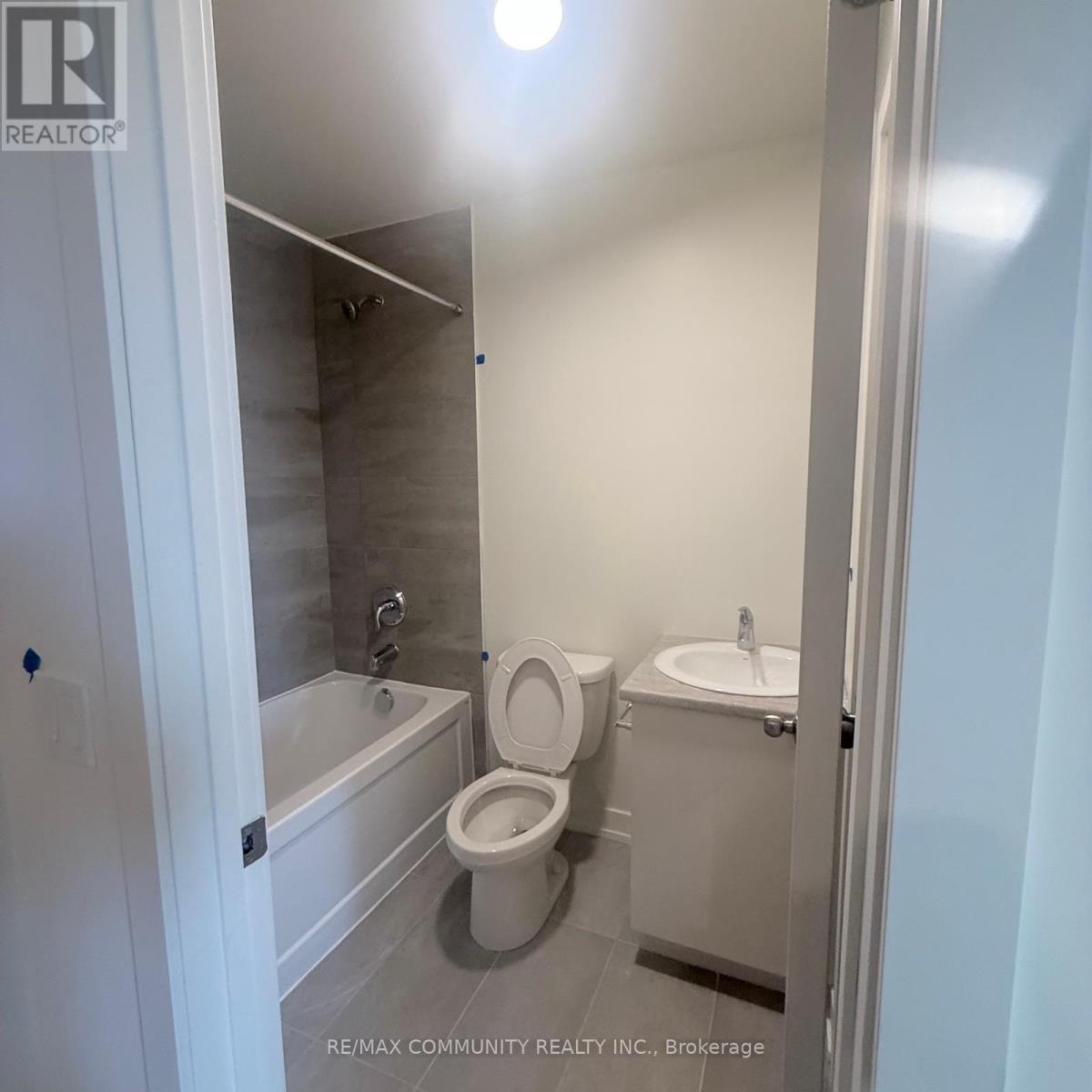 320b - 16 Melbourne Avenue, St. Catharines, Ontario  L2P 3J8 - Photo 32 - X13151088