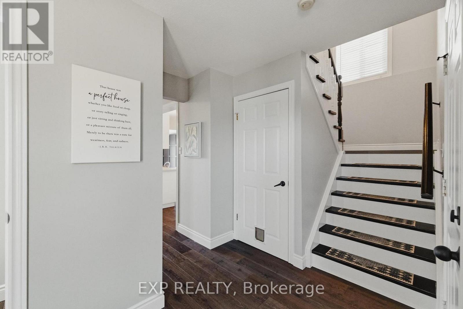 113 Hollyridge Crescent, Kitchener, Ontario  N2N 3N5 - Photo 3 - X13151200