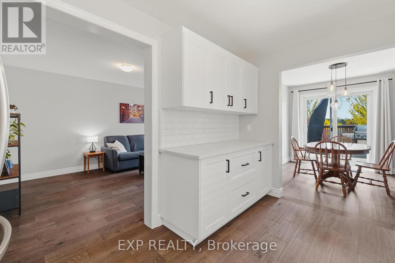 113 Hollyridge Crescent, Kitchener, Ontario  N2N 3N5 - Photo 8 - X13151200