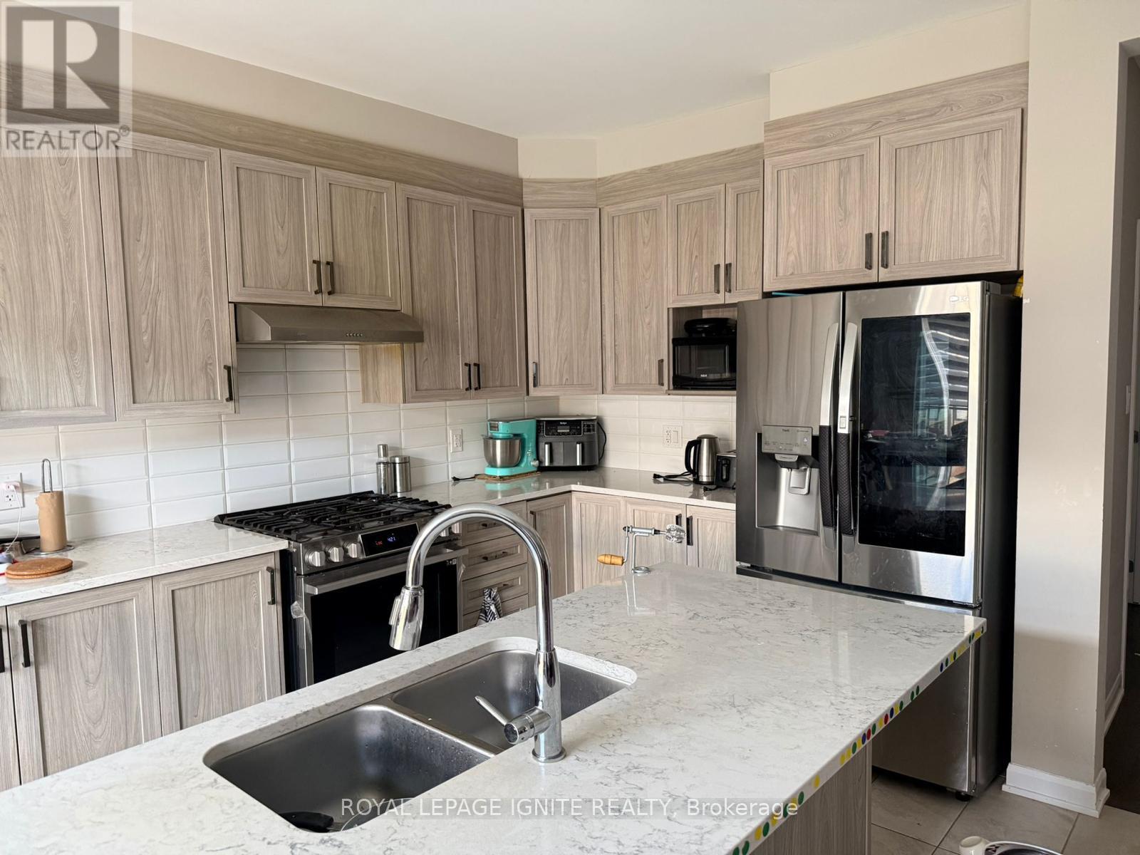 839 Cappamore Drive, Ottawa, Ontario  K2J 7C3 - Photo 7 - X13151222