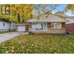 53 LIVINGSTON AVENUE, Grimsby, Ontario