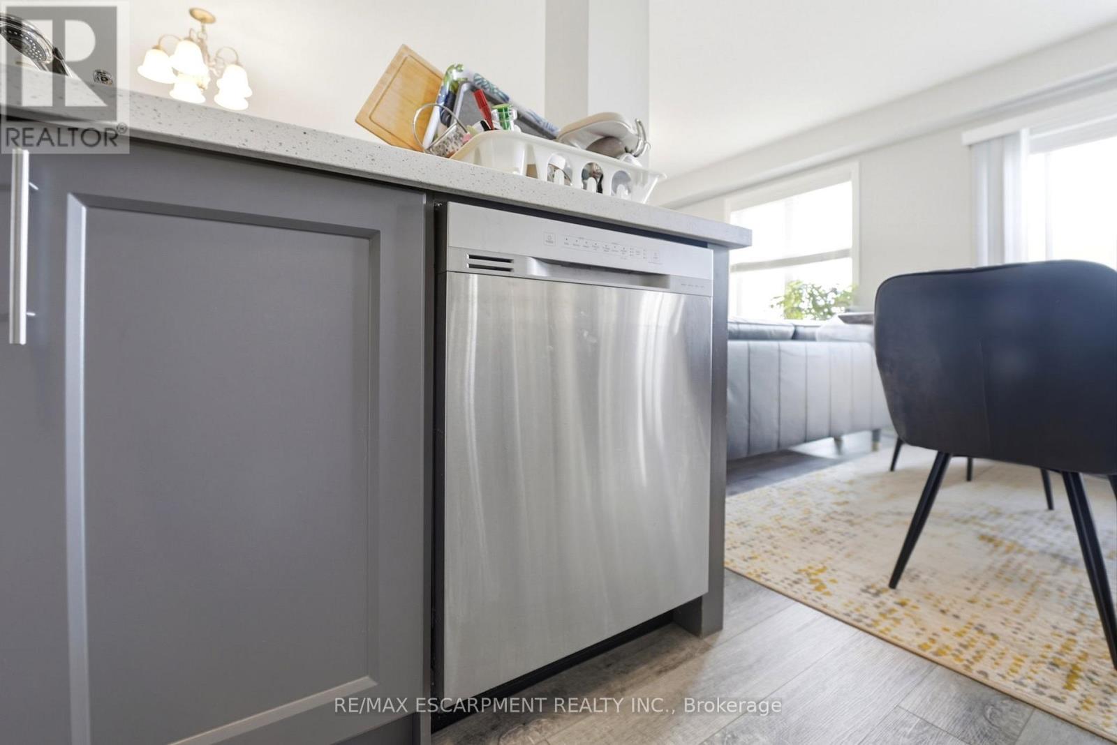104 Laguna Village Crescent, Hamilton, Ontario  L0R 1P0 - Photo 11 - X13151274