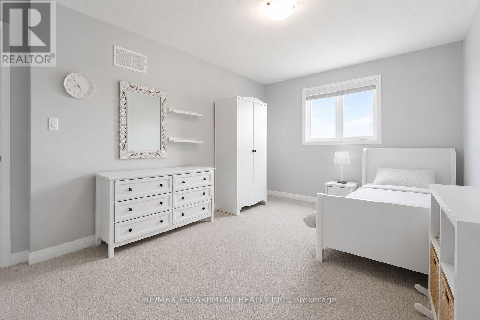 104 Laguna Village Crescent, Hamilton, Ontario  L0R 1P0 - Photo 19 - X13151274