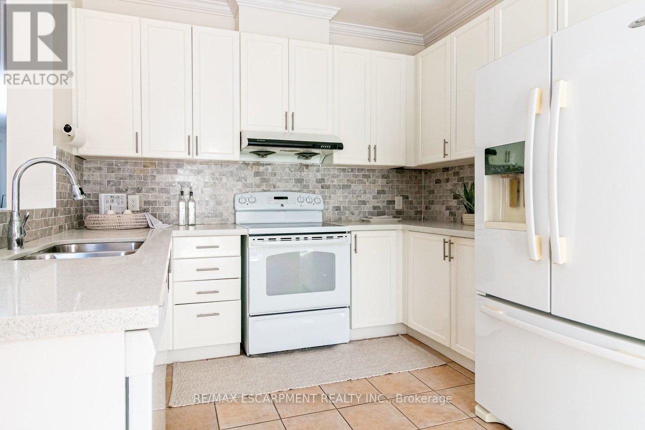 97 Peachwood Crescent, Hamilton, Ontario  L8E 5Z7 - Photo 20 - X13151362
