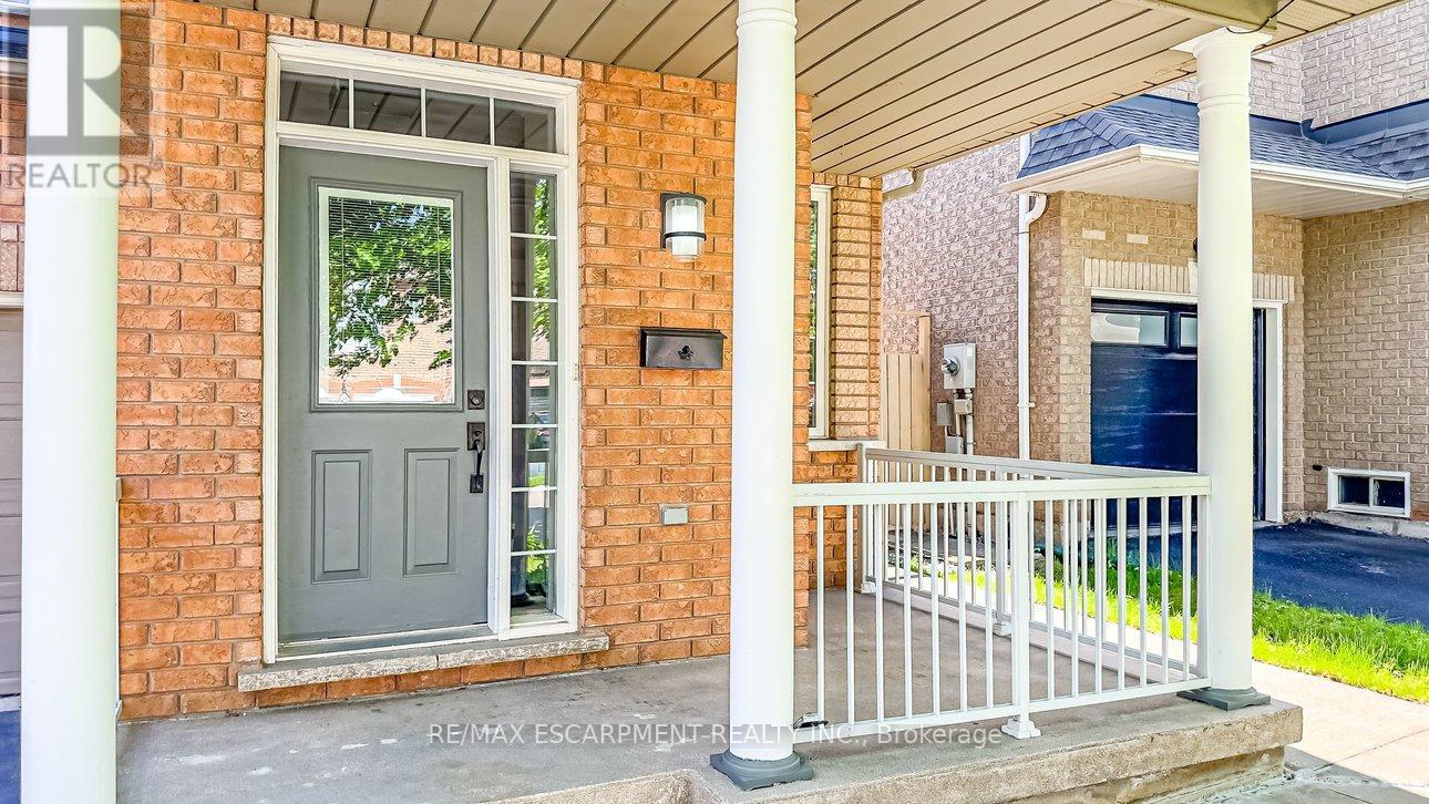 97 Peachwood Crescent, Hamilton, Ontario  L8E 5Z7 - Photo 5 - X13151362