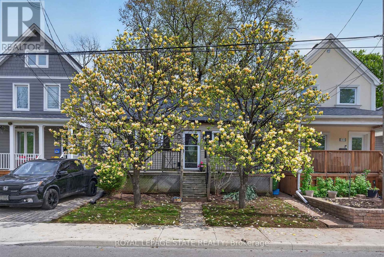 147 Strachan Street E, Hamilton, Ontario  L8L 3M7 - Photo 3 - X13151368