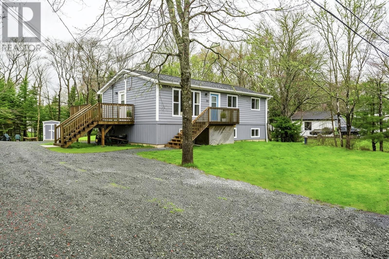 29 Mill Road, Mount Uniacke, Nova Scotia  B0N 1Z0 - Photo 2 - 202611550