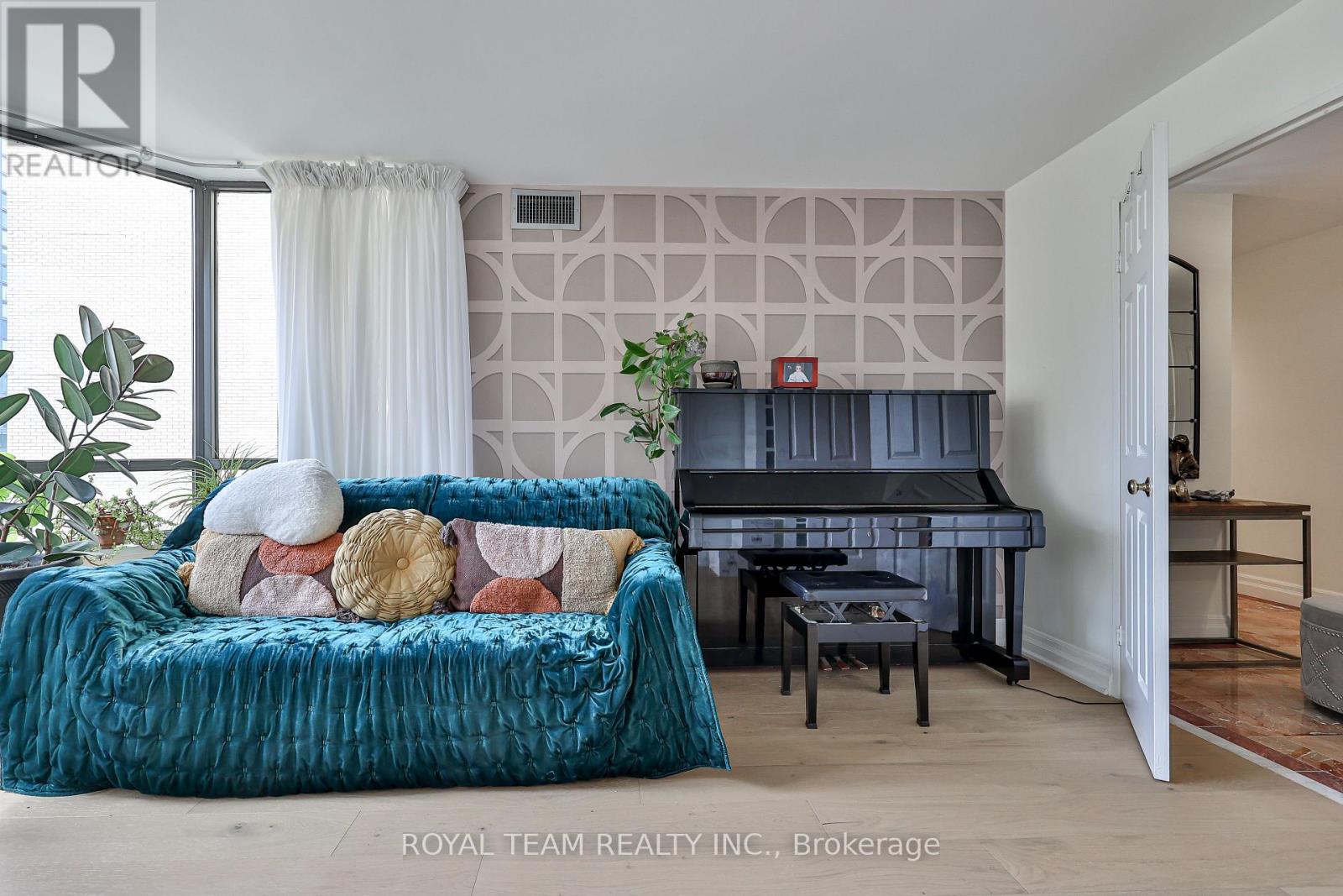C-Ph 10 - 211 Saint Patrick Street, Toronto, Ontario  M5T 2Y9 - Photo 19 - C13146258
