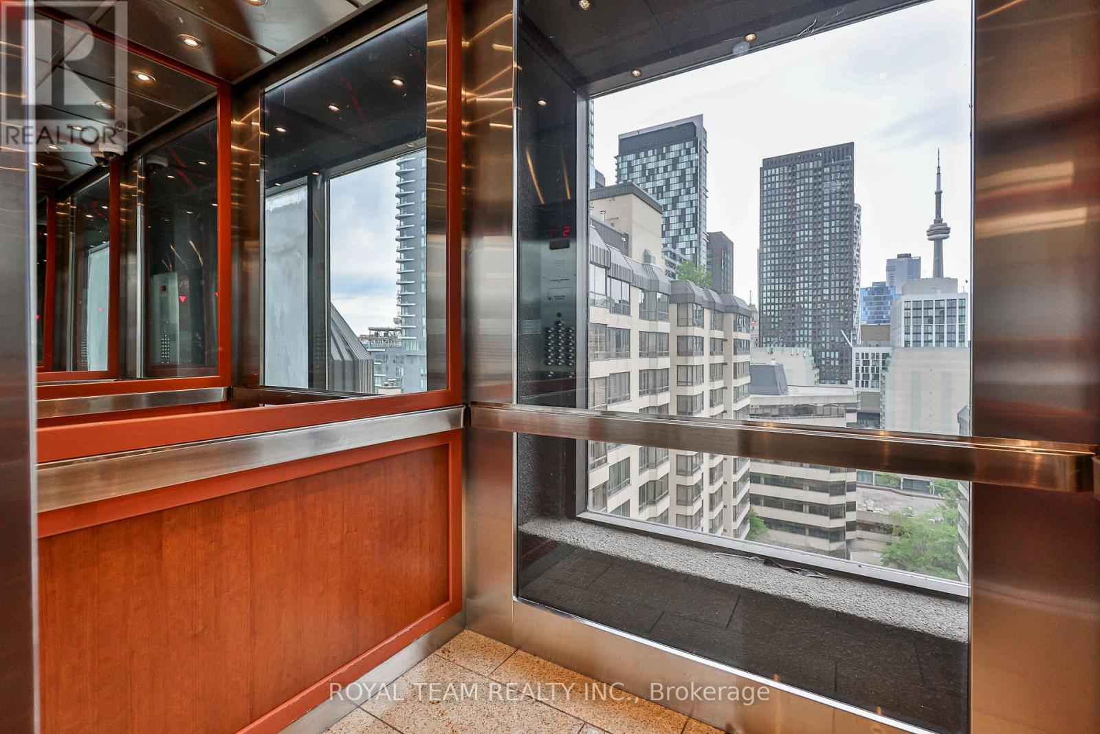 C-Ph 10 - 211 Saint Patrick Street, Toronto, Ontario  M5T 2Y9 - Photo 42 - C13146258