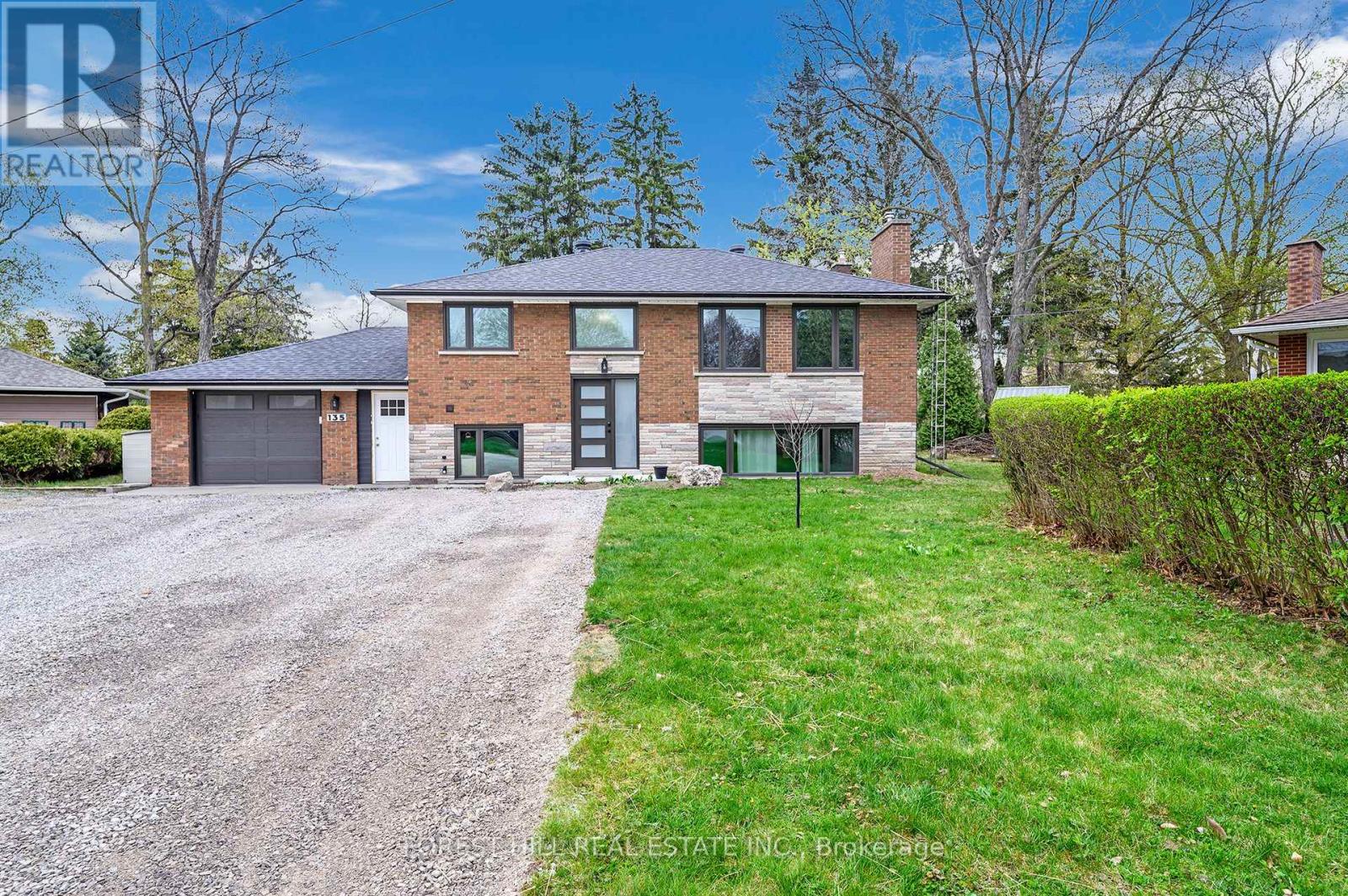MAIN - 135 ASHBROOK COURT, Milton, Ontario