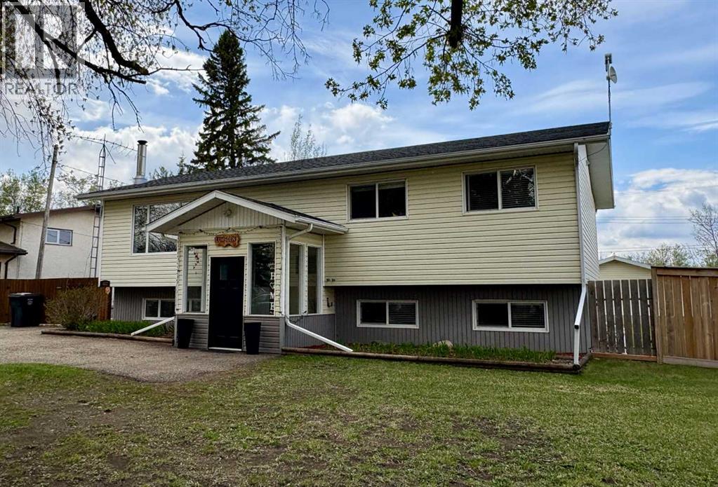 4632 51 Street, Mannville, Alberta  T0B 2W0 - Photo 2 - A2312245
