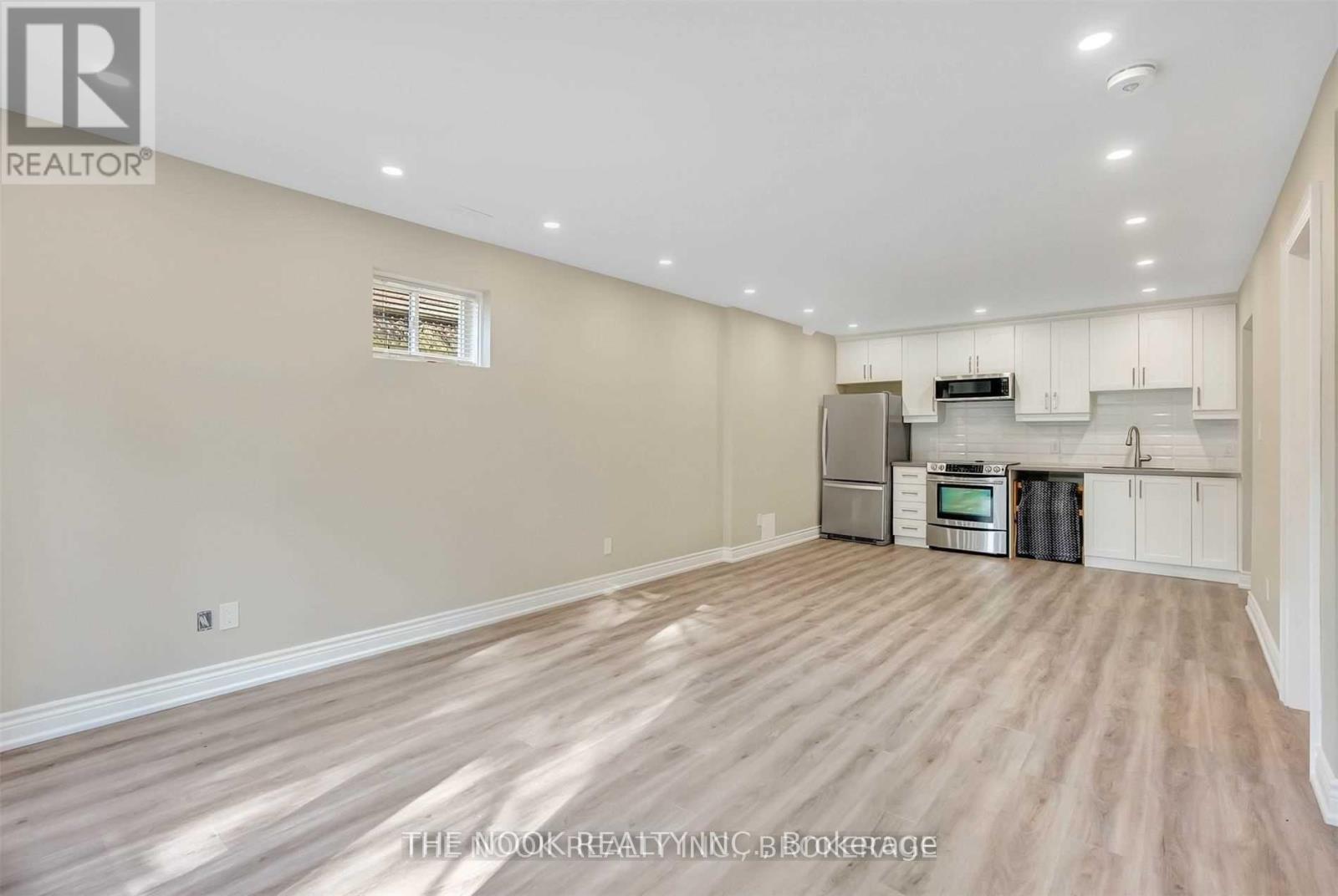 138 Huntington Crescent, Clarington, Ontario  L1E 3C5 - Photo 6 - E13151416