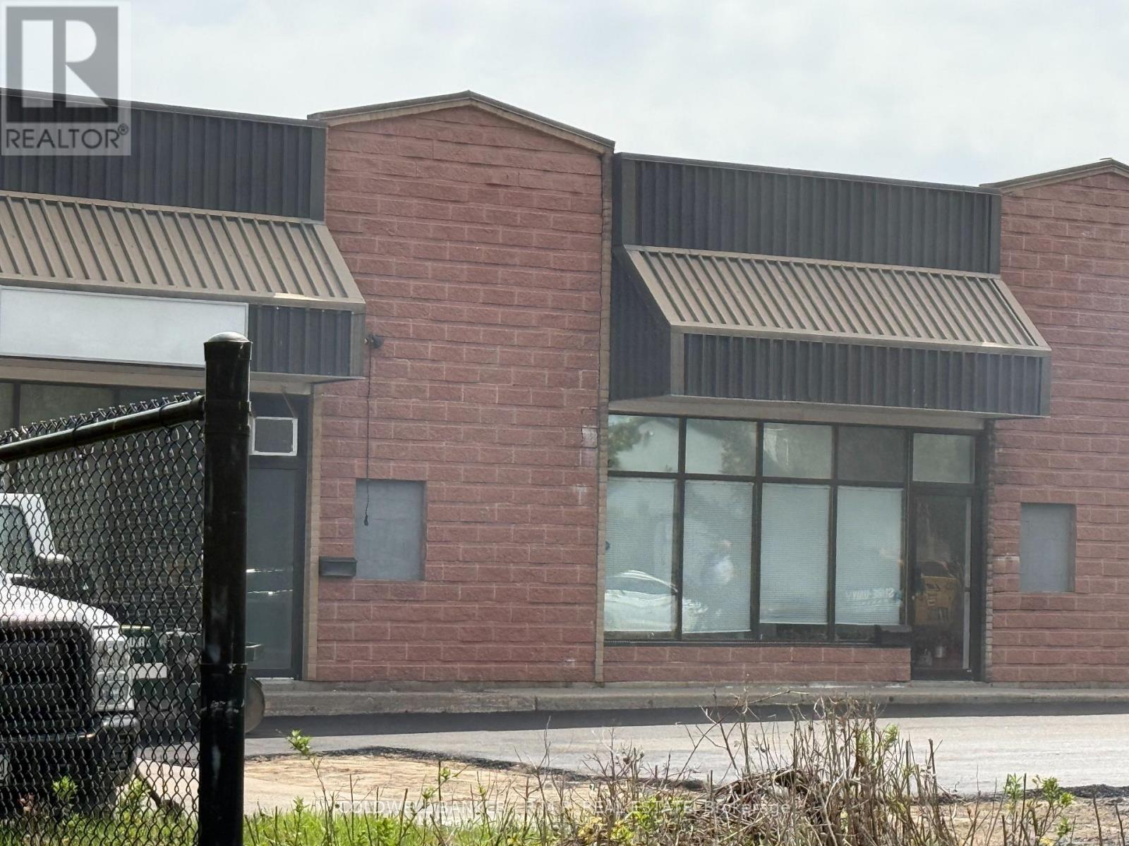 8 - 31 Barr Road, Ajax, Ontario  L1S 3Y1 - Photo 1 - E13151462