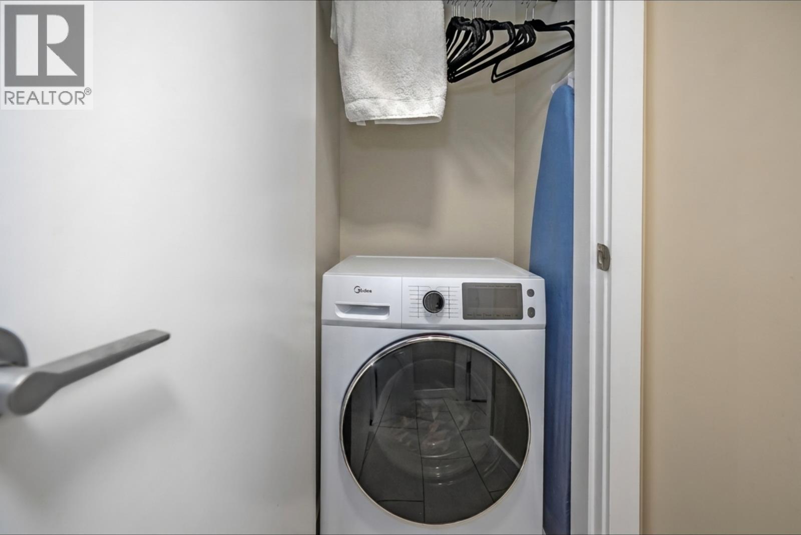 301 280 Ross Drive, New Westminster, British Columbia  V3L 0C2 - Photo 19 - R3125710