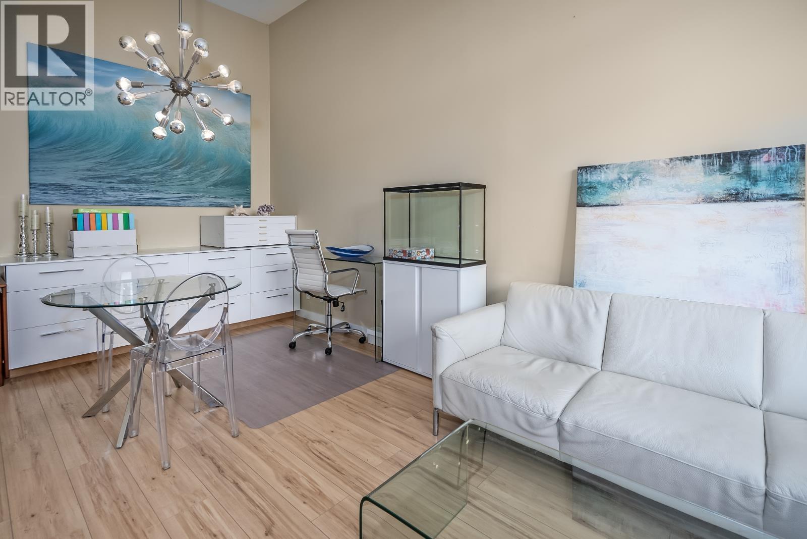 301 280 Ross Drive, New Westminster, British Columbia  V3L 0C2 - Photo 8 - R3125710