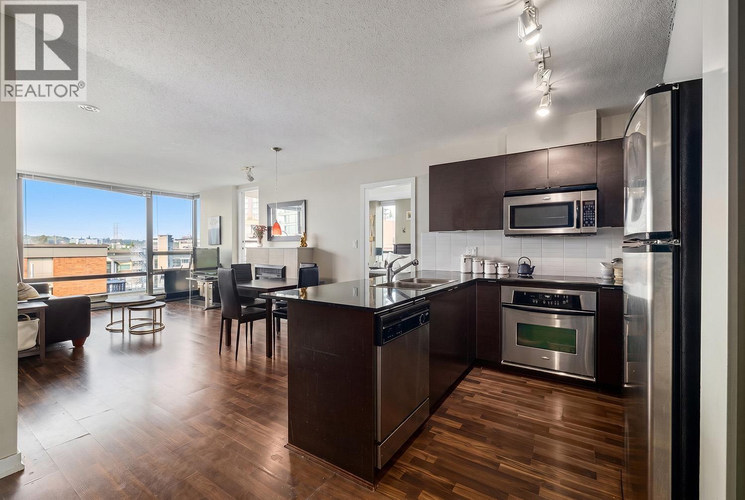 506 4182 Dawson Street, Burnaby, British Columbia  V5C 0A2 - Photo 1 - R3125758