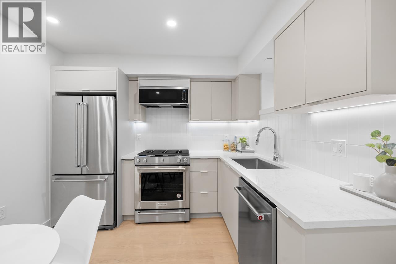101 2135 E Pender Street, Vancouver, British Columbia  V5L 1X3 - Photo 7 - R3125763