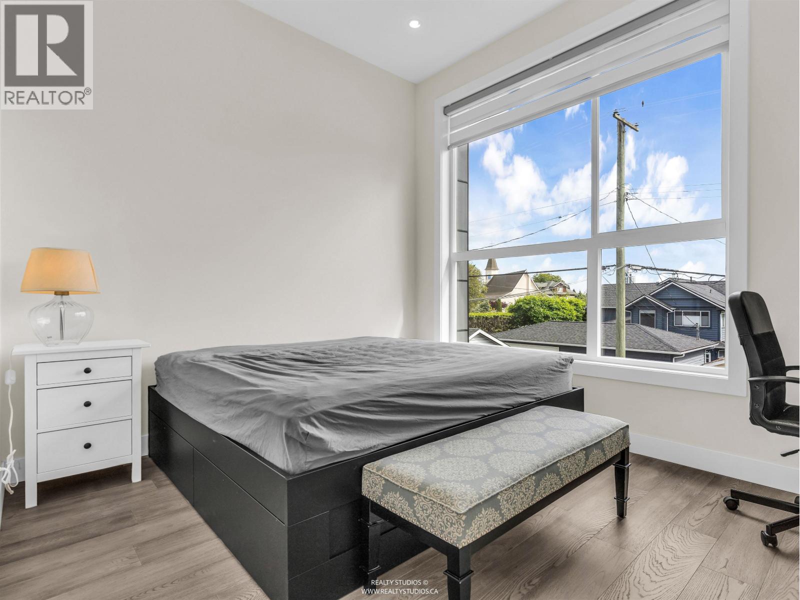 409 W Keith Road, North Vancouver, British Columbia  V7M 1M2 - Photo 11 - R3125774